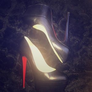 CHRISTIAN LOUBOUTIN Victoria 160  Leather Size 40